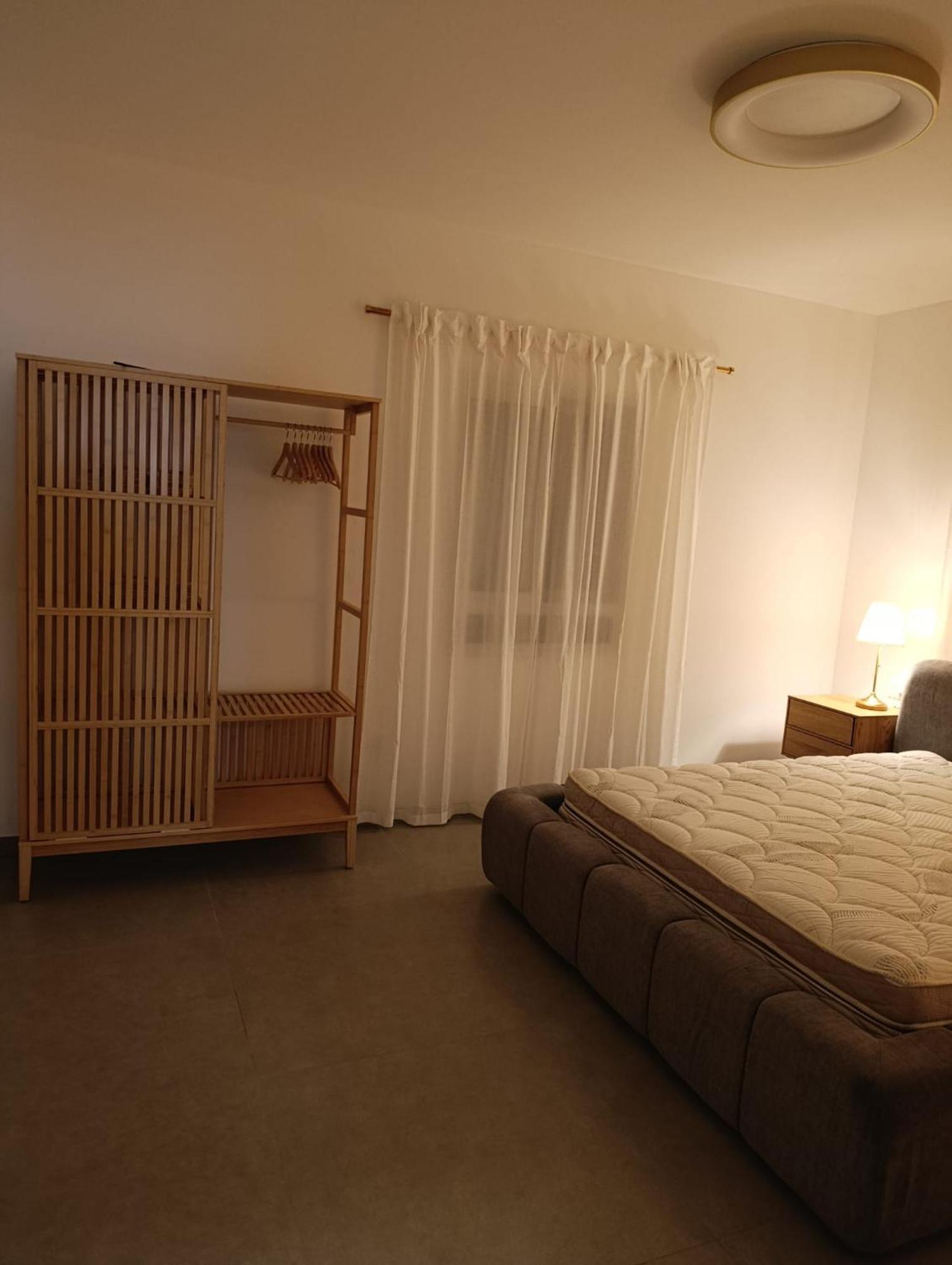 beija flor Zikhron Ya'akov Quarto foto